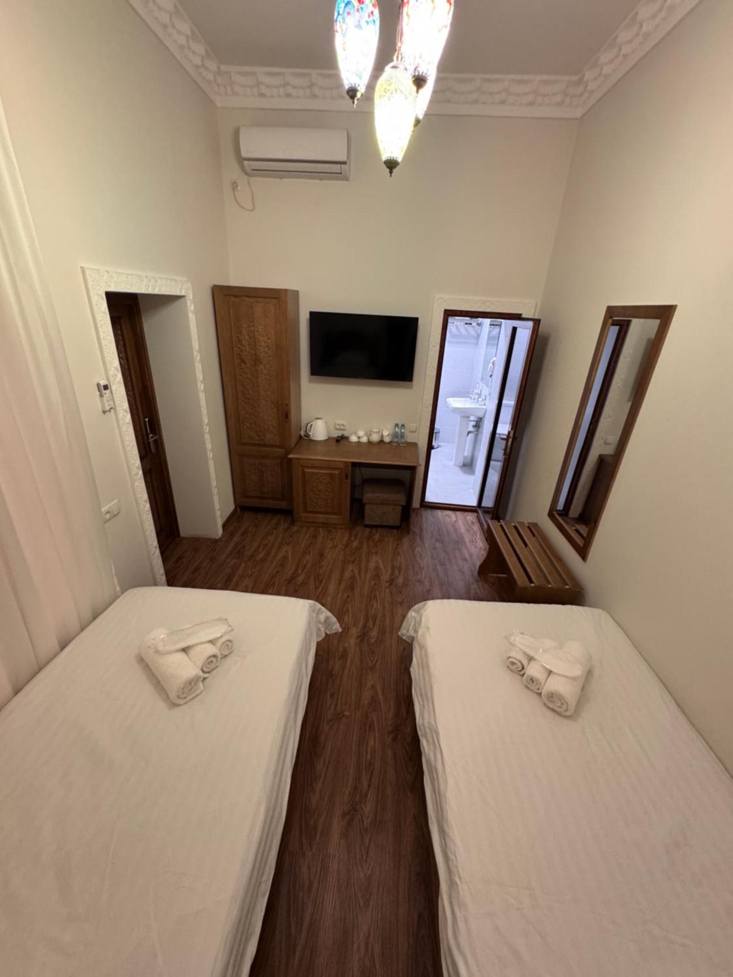 Guesthouse Muqaddam بخارى المظهر الخارجي الصورة
