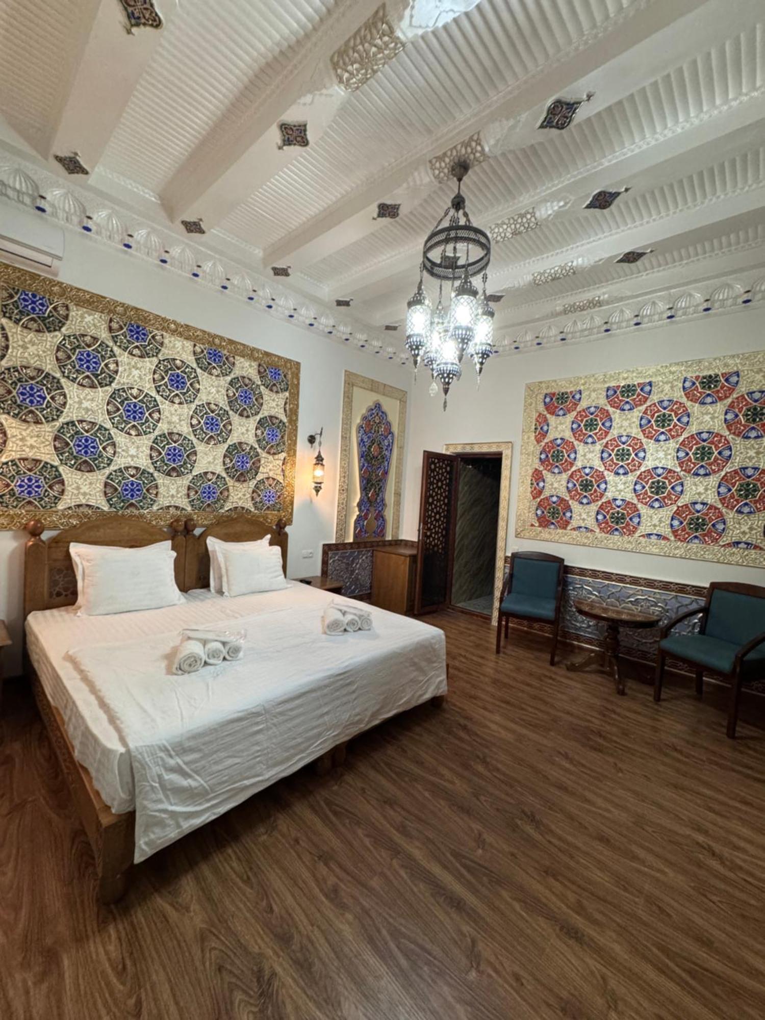 Guesthouse Muqaddam بخارى المظهر الخارجي الصورة