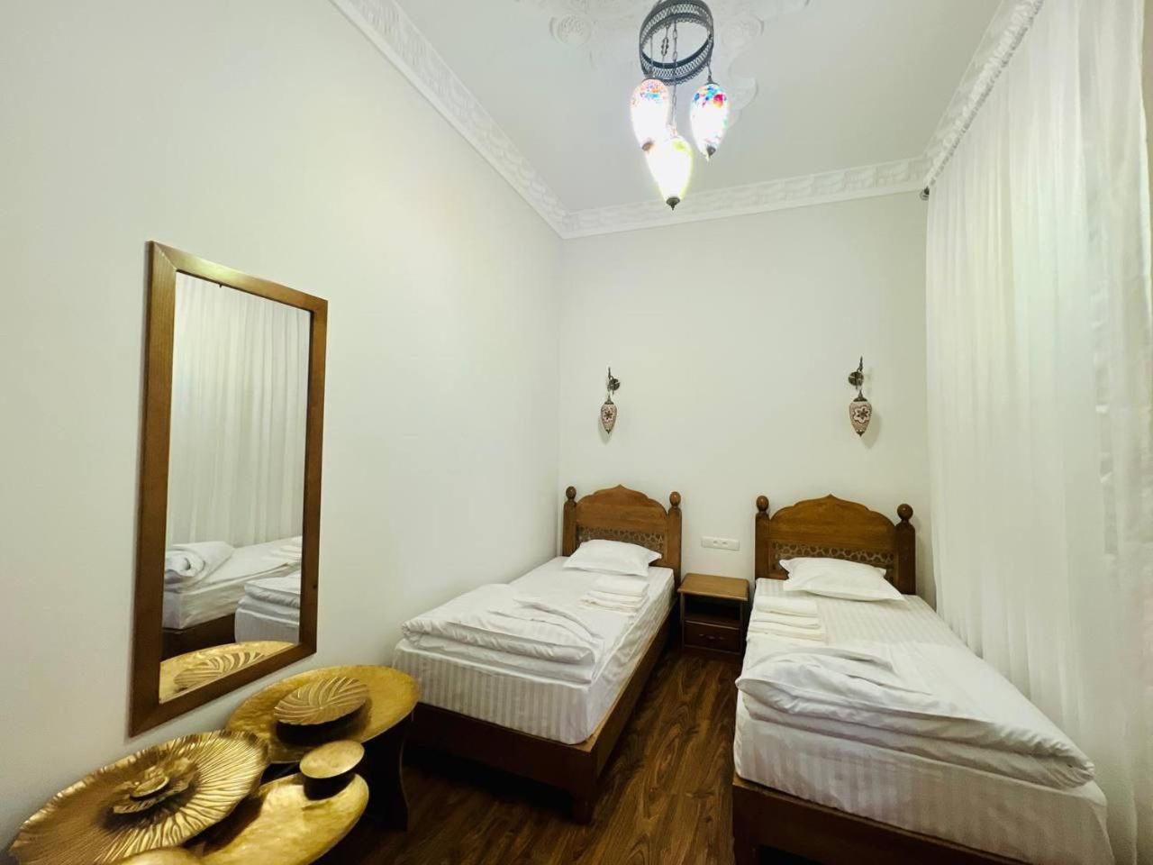 Guesthouse Muqaddam بخارى المظهر الخارجي الصورة