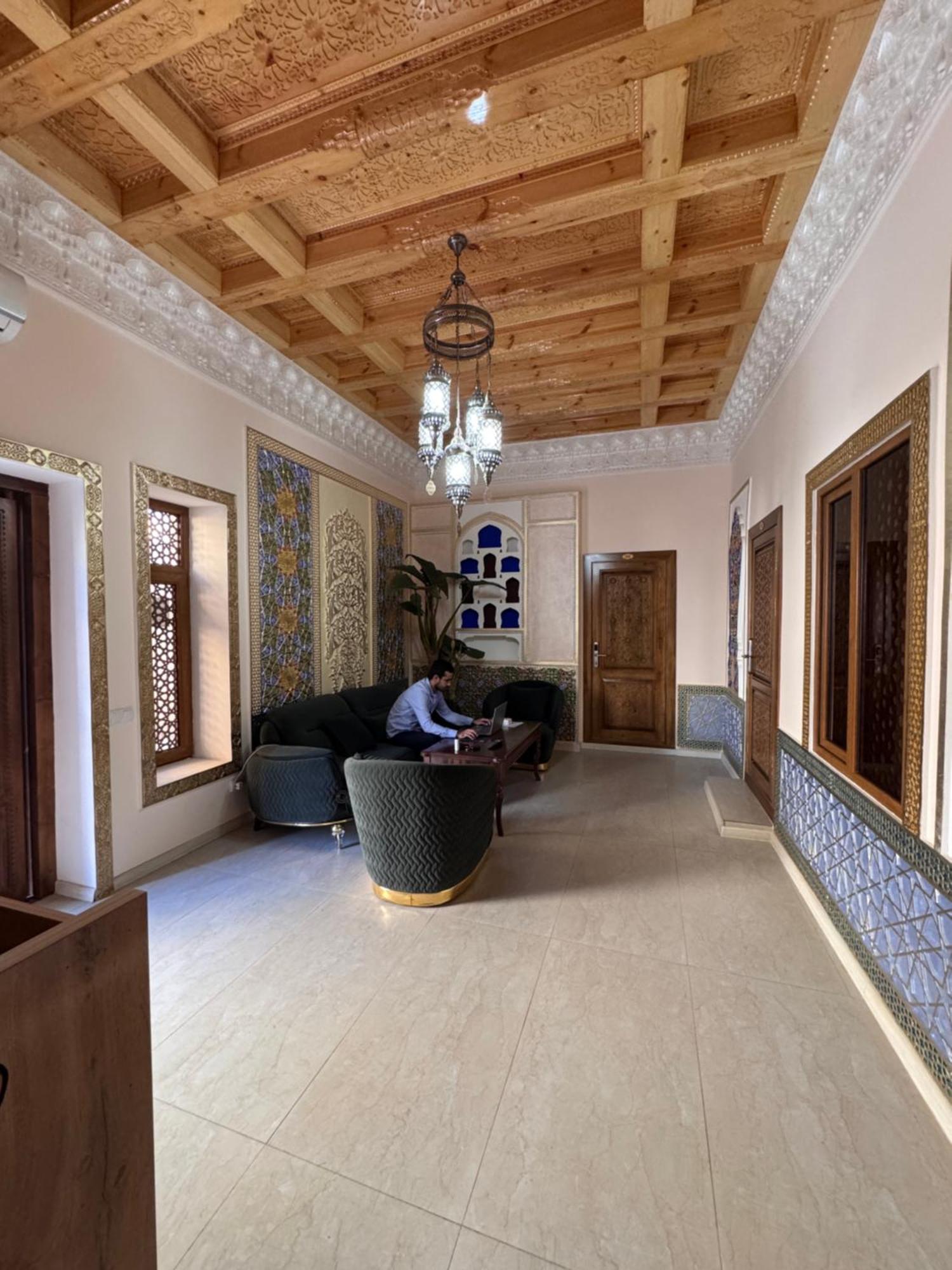 Guesthouse Muqaddam بخارى المظهر الخارجي الصورة