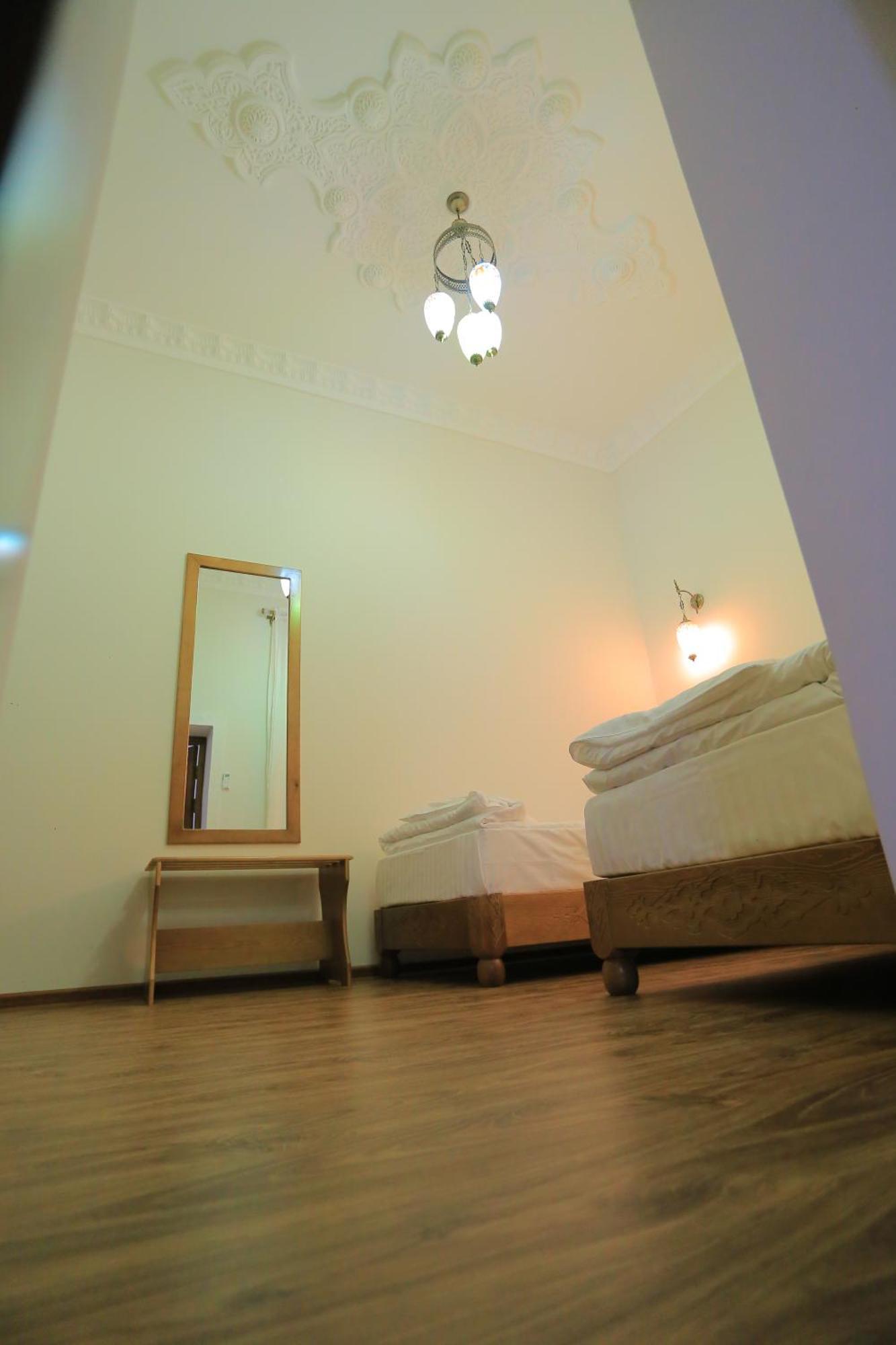 Guesthouse Muqaddam بخارى المظهر الخارجي الصورة